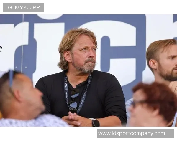 前多特球探总监米斯林塔特正式加盟杜塞尔多夫董事会任职 前多特球探总监米斯林塔特正式加盟杜塞尔多夫董事会任职