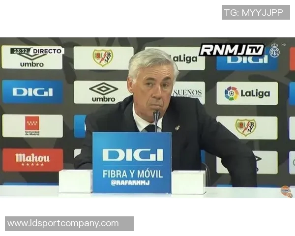 安切洛蒂训练排出424阵型维尼修斯与罗德里戈携手锋线争胜