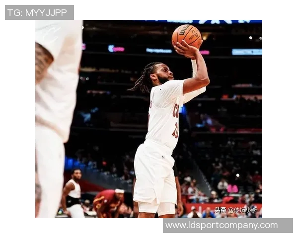 米切尔第三节火力全开独得14分三节合计贡献26分7篮板4助攻展现统治力 米切尔第三节火力全开独得14分三节合计贡献26分7篮板4助攻展现统治力