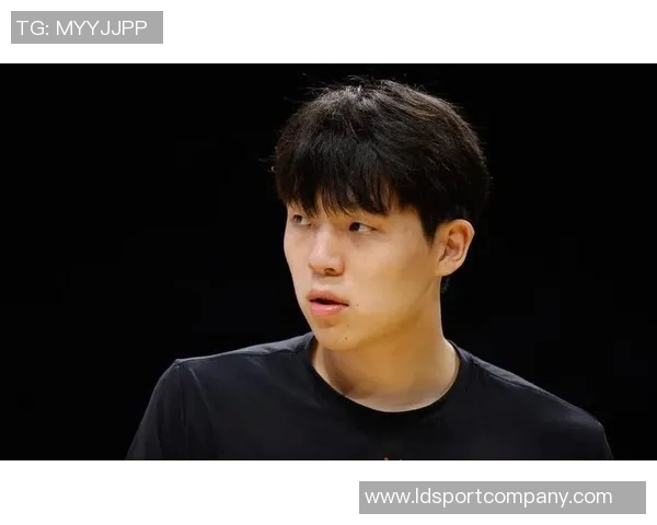 混音主帅赞杨瀚森防守提升明显对抗禁区后卫表现更加出色