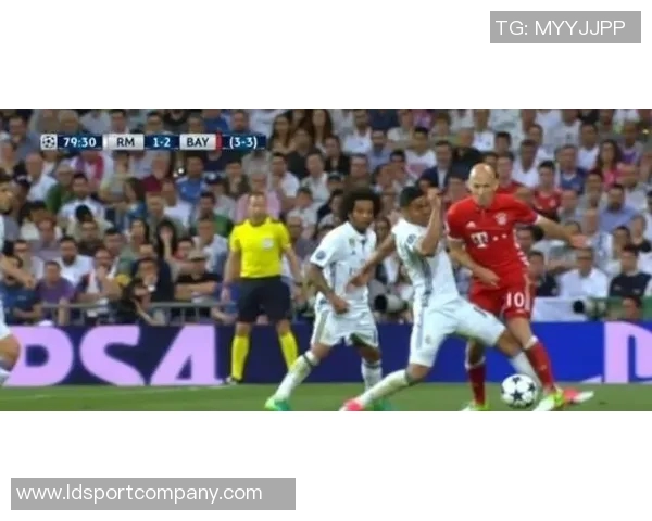 埃芬博格呼吁理性看待17岁拜仁小将卡尔的成长与发展