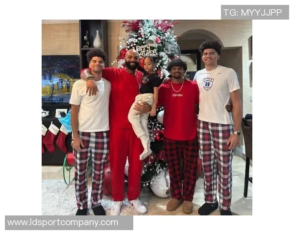 卡梅隆布泽尔三度25得分两双超越父亲成就引发关注