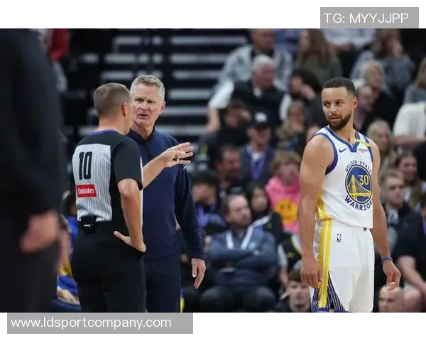 科尔确认巴特勒和库明加将参加下周训练有望在揭幕战对湖人出战