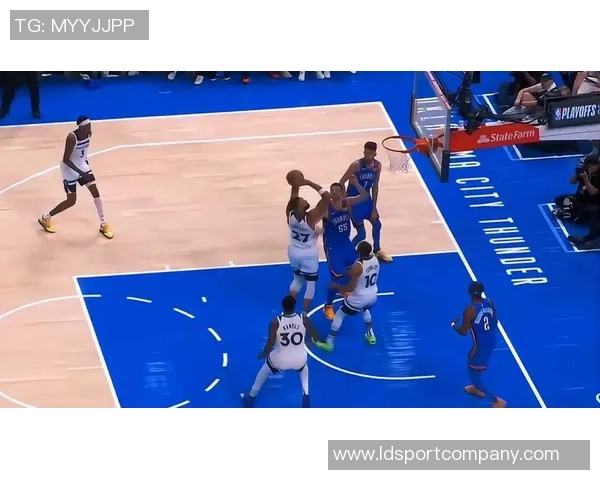 科塔高效表现难掩失利8前场板助攻戈贝尔压制19分18板2帽