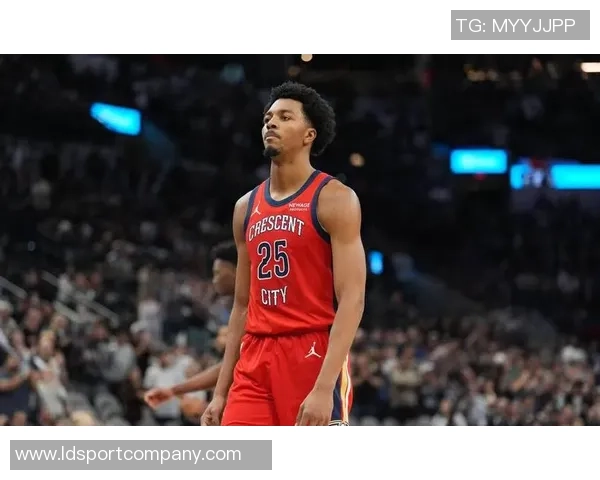 名记透露鹈鹕对墨菲琼斯要价过高湖人勇士仍将其视为交易首选目标